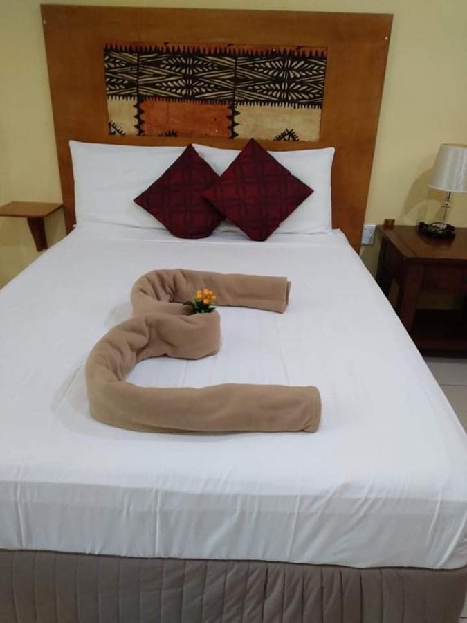 Jezami Hotel Tonga นูคูอาโลฟา ภายนอก รูปภาพ