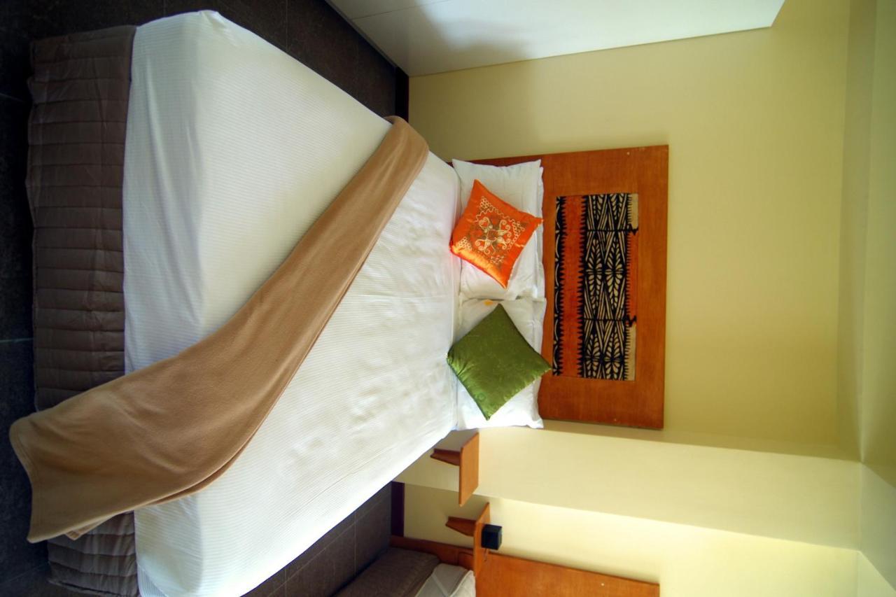 Jezami Hotel Tonga นูคูอาโลฟา ภายนอก รูปภาพ