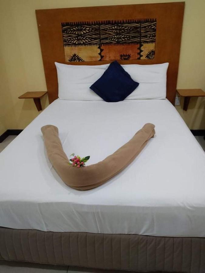 Jezami Hotel Tonga นูคูอาโลฟา ภายนอก รูปภาพ