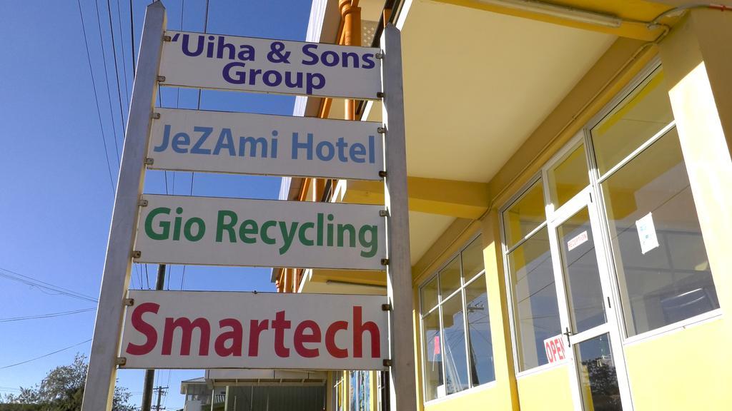Jezami Hotel Tonga นูคูอาโลฟา ภายนอก รูปภาพ